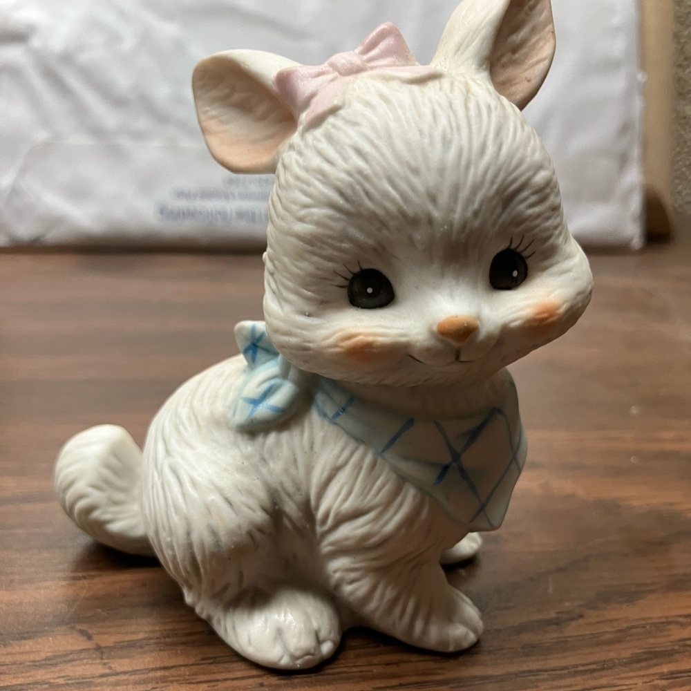 Ceramic rabbit